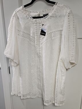 torrid White Lace Crochet-Detail Peasant Blouse